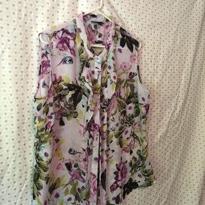 Floral Sleeveless Blouse
